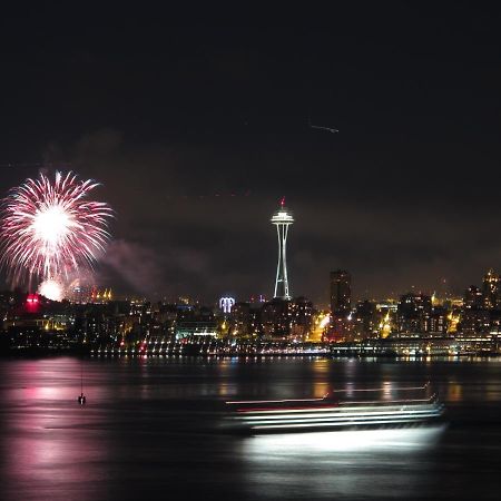 180 Degree, Unobstructed Bluff View! Daire Seattle Dış mekan fotoğraf